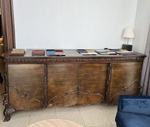 Μπουφές Αντίκα, Μασίφ καρυδιά 225x98x63cm