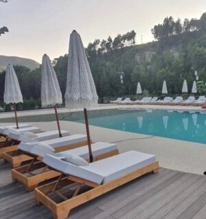 Ξαπλώστρα παραλίας ξύλινη Mylos 190x60x45cm μπεζ + καρυδί - KORY4589