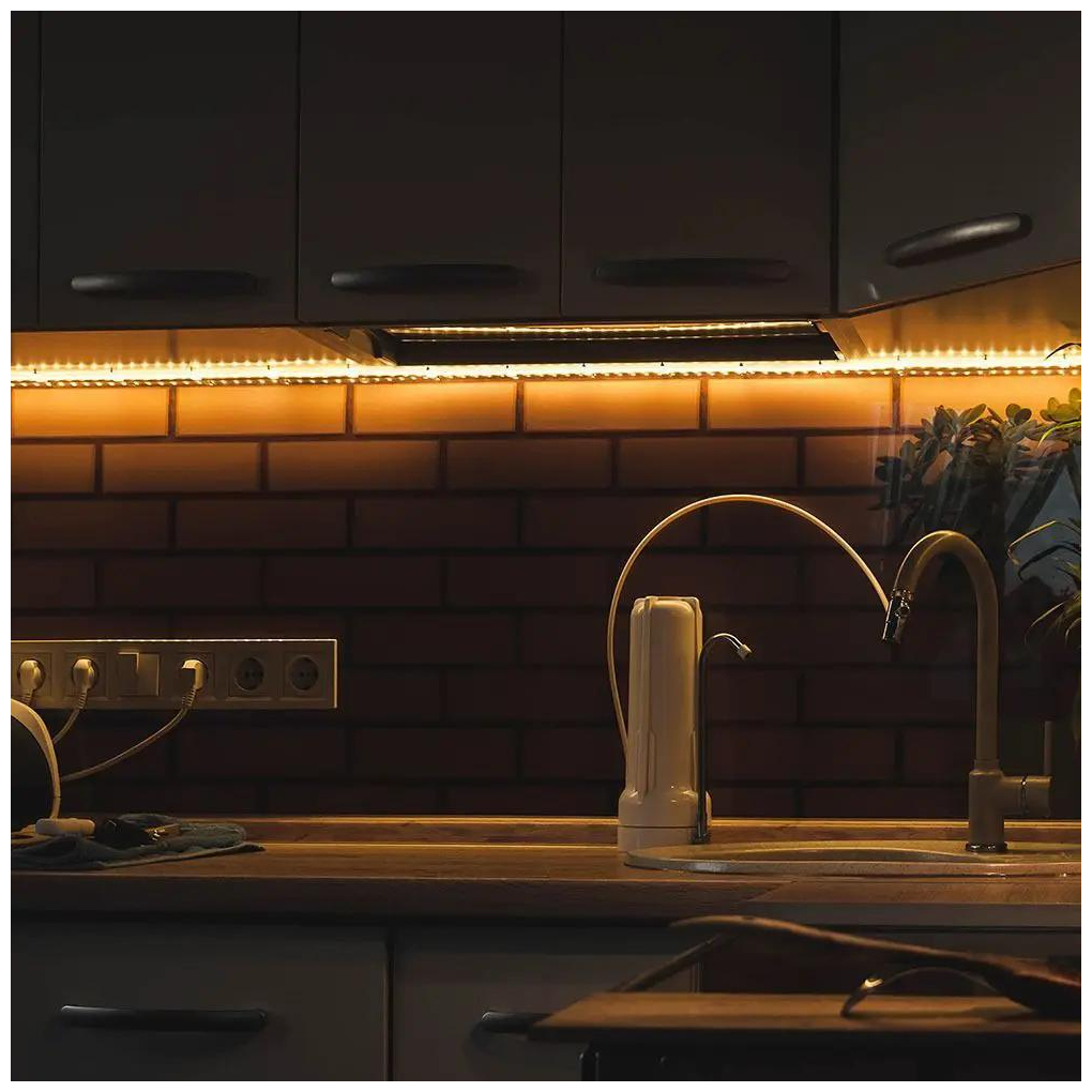 LED Ταινία V-TAC 18W 240 led smd 2835/m High Lumen Ψυχρό Λευκό 6400Κ 5M 2166