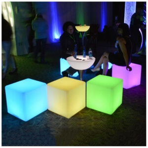 Φωτιστικό LED μπαταρίας V-TAC Εξωτερικού χώρου Kύβος 3W RGB 400x400 Επαναφορτιζόμενο 40241