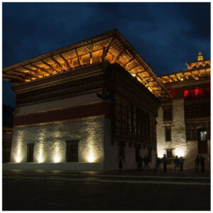 Προβολέας LED με αισθητήρα φωτός 50W θερμό λευκό 3000K Μαύρο σώμα 100LM/W