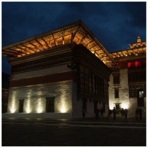 Προβολέας LED V-TAC με αισθητήρα φωτός 100W θερμό λευκό 3000K Μαύρο σώμα 100LM/W 20175